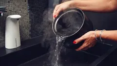 What absolutely must not be poured into the sink - not every hostess knows about it